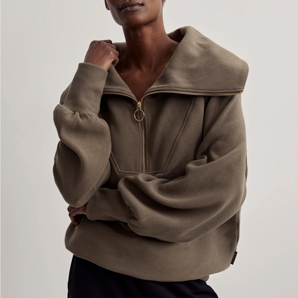 Valley Vine Half Zip Pullover